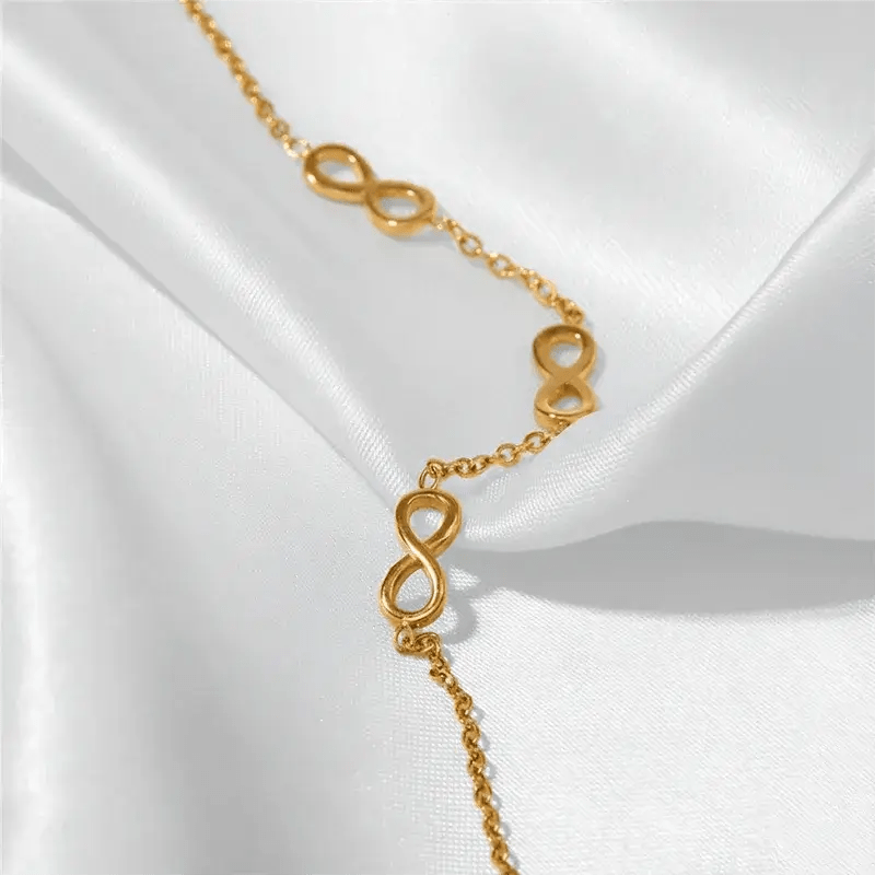 Alvora Eterna Infinity Bracelet – 18K Gold, Waterproof, Skin-Friendly Jewelry