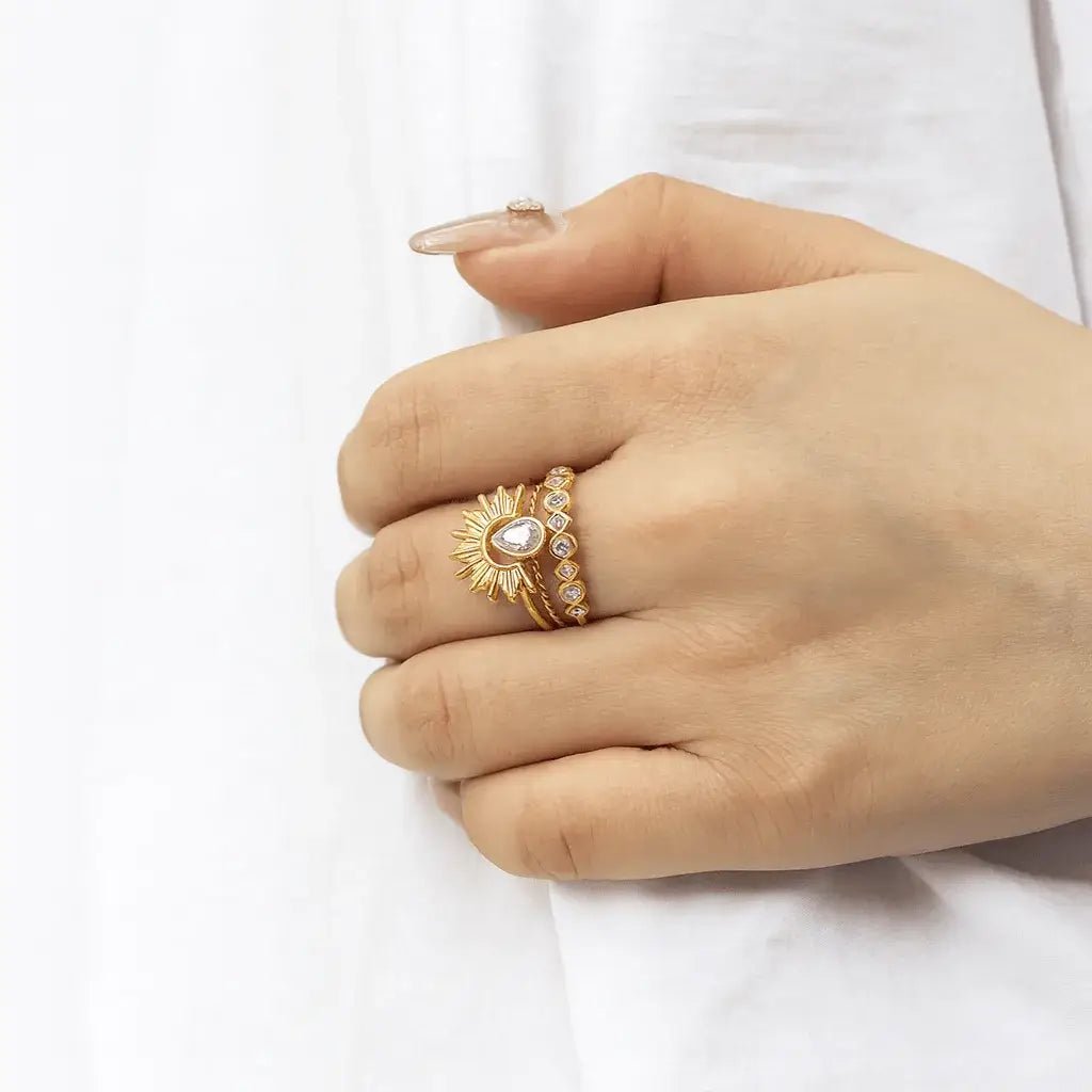Alvora Sunora Stackable Ring Set | 18K Gold, Waterproof & Tarnish-Free
