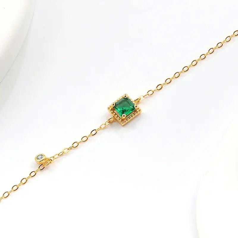 Alvora Viradia Vintage Silver Bracelet – Minimal Luxury jewelry, Hypoallergenic, Tarnish-Resistant