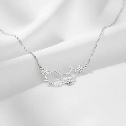 Alvora Chemora Necklace – Waterproof, Skin-Friendly, Molecular Design Jewelry