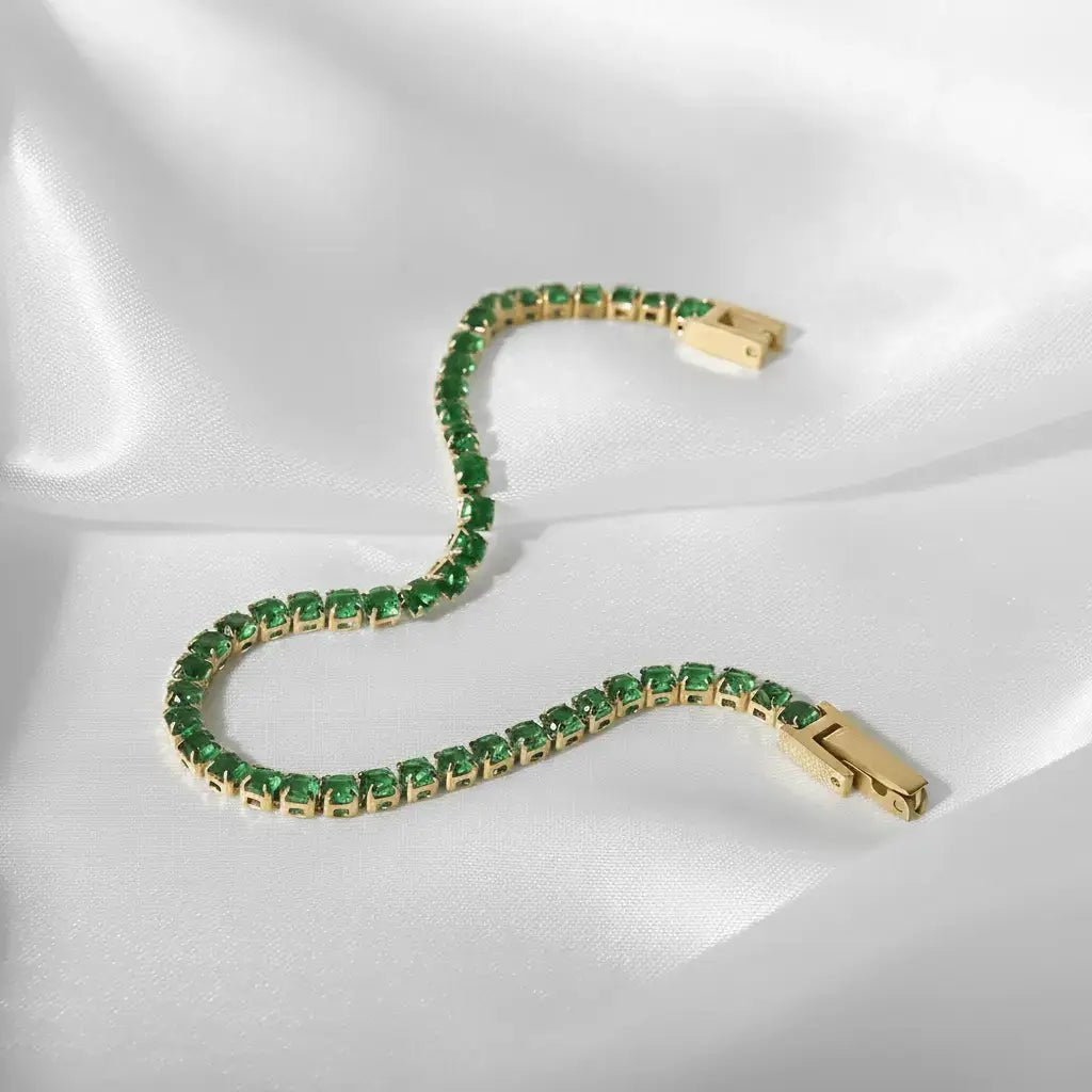 Alvora Emeralique Bracelet | Emerald Tennis Elegant Jewelry