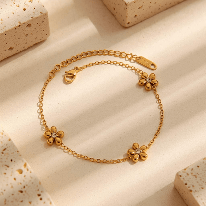 Florisel B - Alvora #skinfriendlyjewelry #waterproofjewelry 18k gold plated bracelet