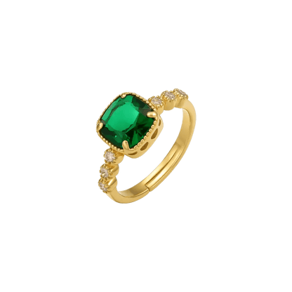 Vintage gold emerald ring – Oliviyo Ring by Alvora, featuring a deep green gemstone and 18K gold-plated finish.