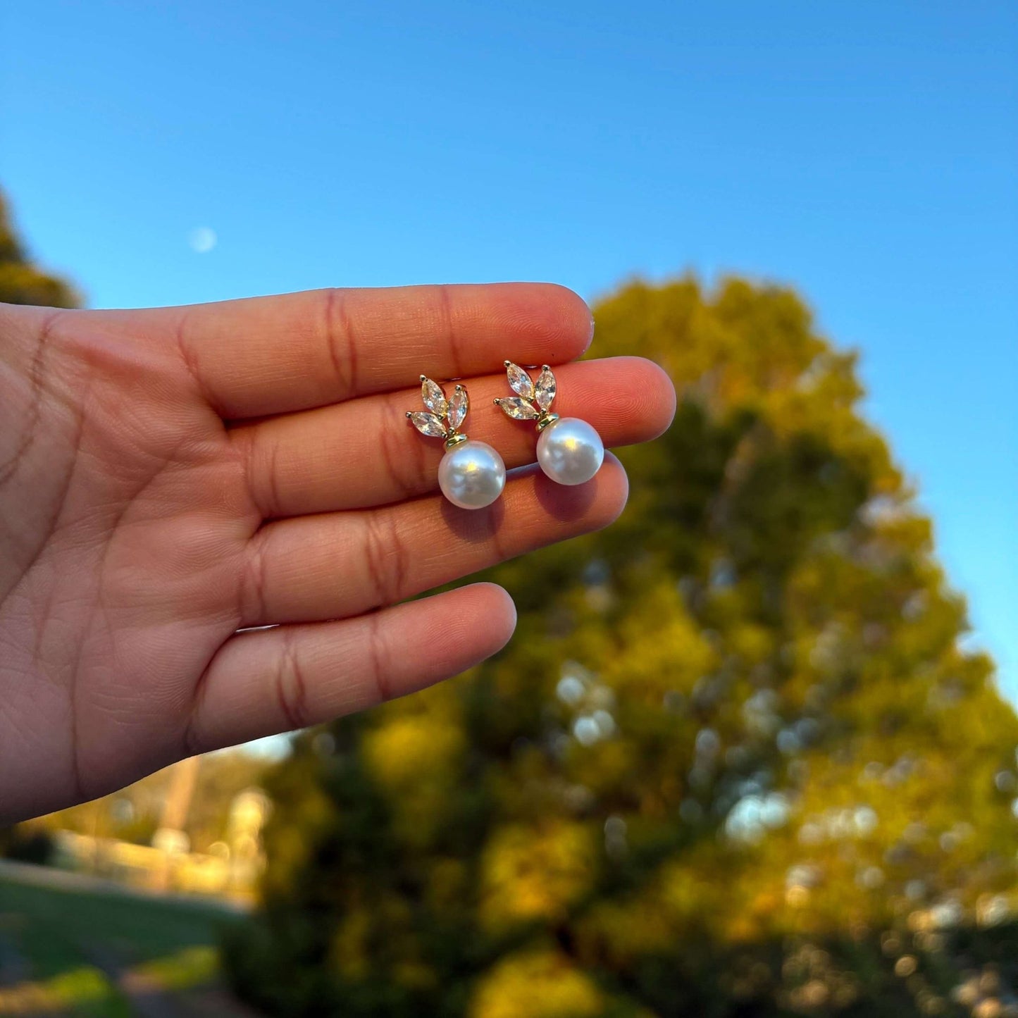 Perlisse Gold, Pearl Earrings- Alvora