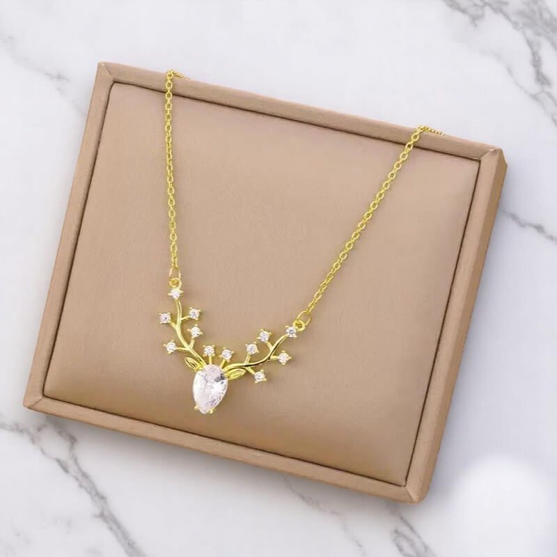 Sylvarein - Alvora antler crystal necklace deer pendant necklace delicate animal necklace