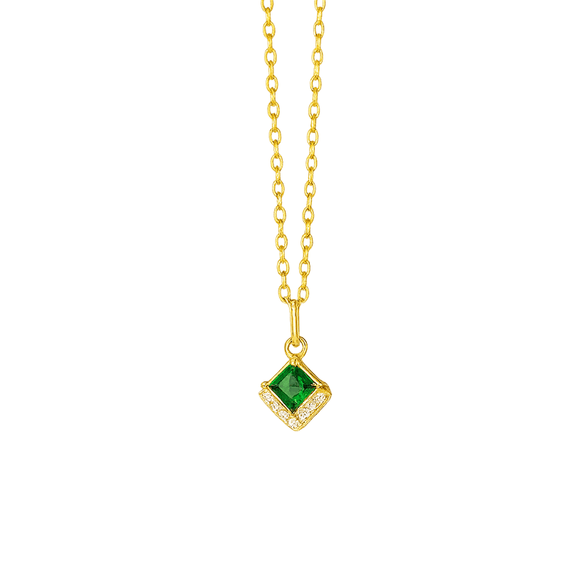 Alvora Verdessa Necklace – Vintage Gold, Modern Shine 