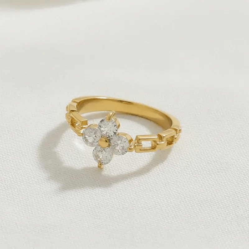 Alvora Zerlina Gold Floral Chain Ring – 18K Gold, Waterproof & Skin-Friendly